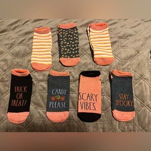 NWOT Rae Dunn Halloween Socks